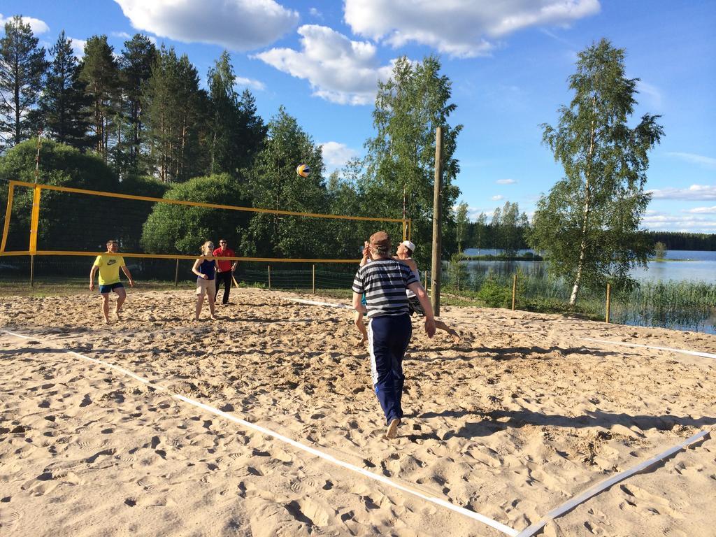 Hyvoelaen Moekit Villa Ähtäri Szoba fotó